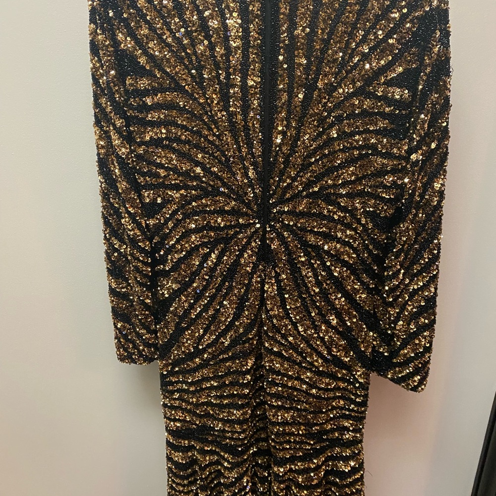 Brand new with tags Naeem Kham Gold/Black Tiger Sequin Dress Sz 12 - Picture 4 of 14
